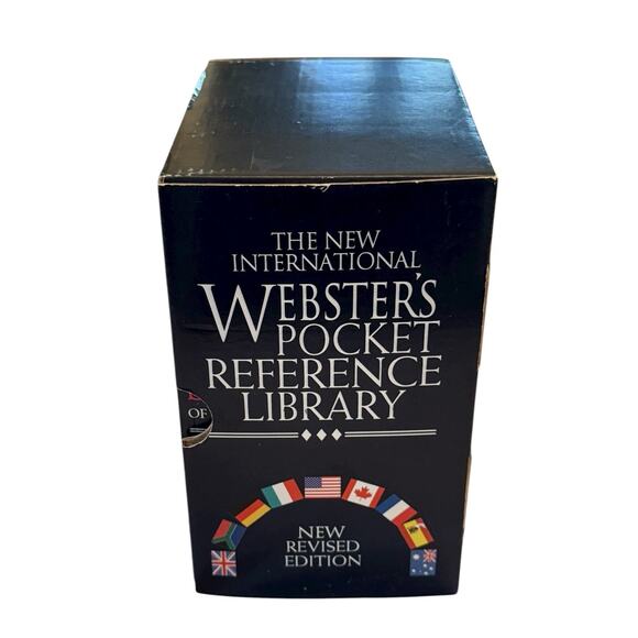 The New International Webster's Reference Library 1998 Revised Edition 5 Books - Picture 4 of 8